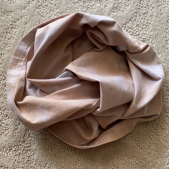 LIKE NEW Tna | Laid Back Tee in Tie Dye Beige Grey - Picture 9 of 16